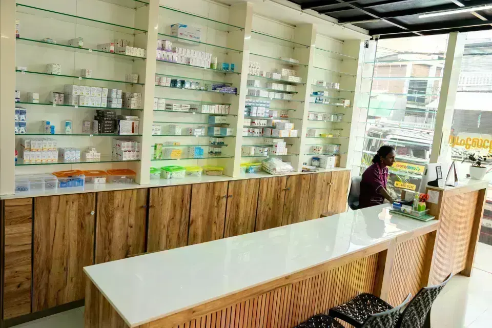 Optical Shop & Pharmacy